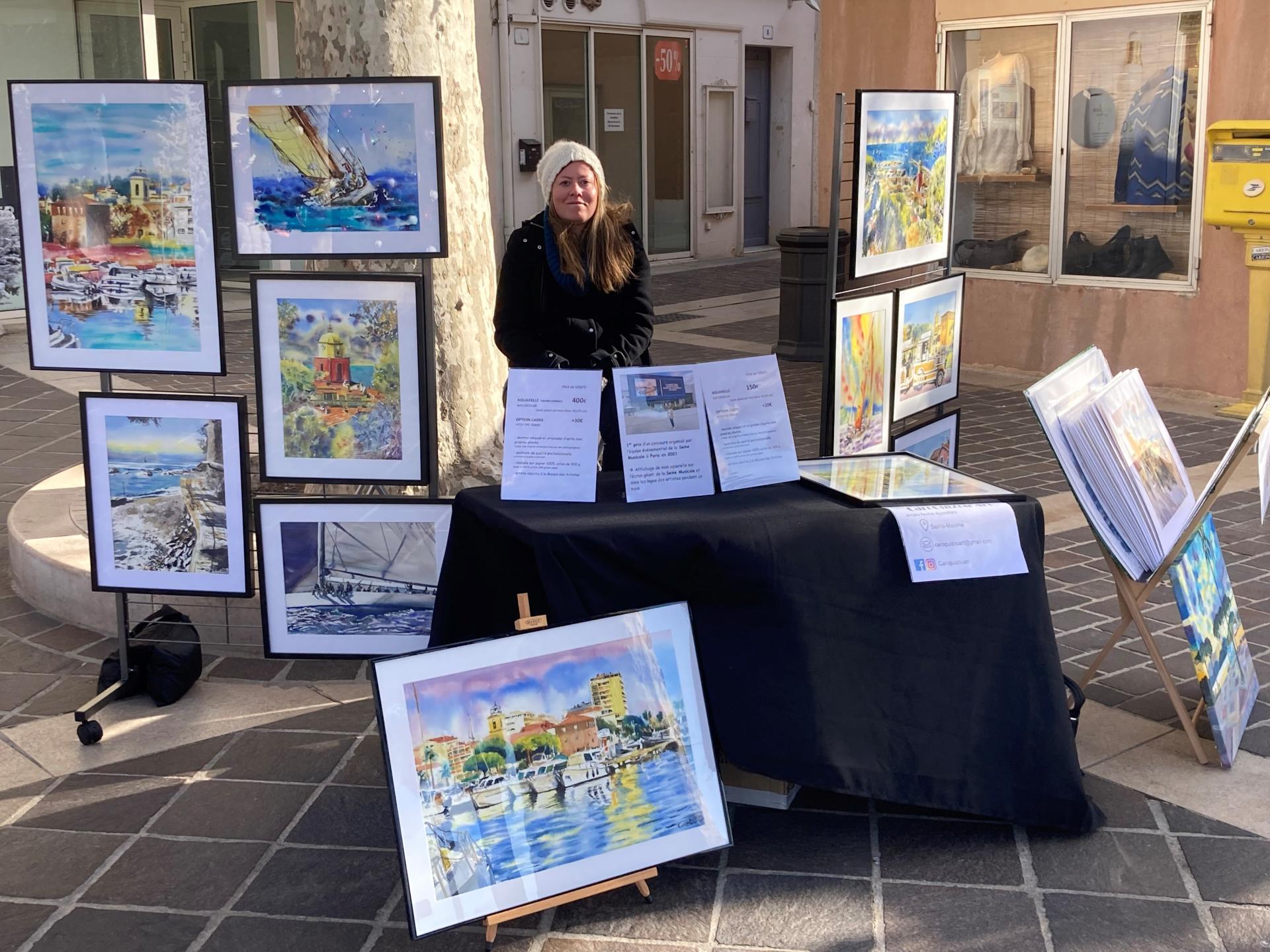 Exposition Place Victor Hugo à Sainte-Maxime (en journée)